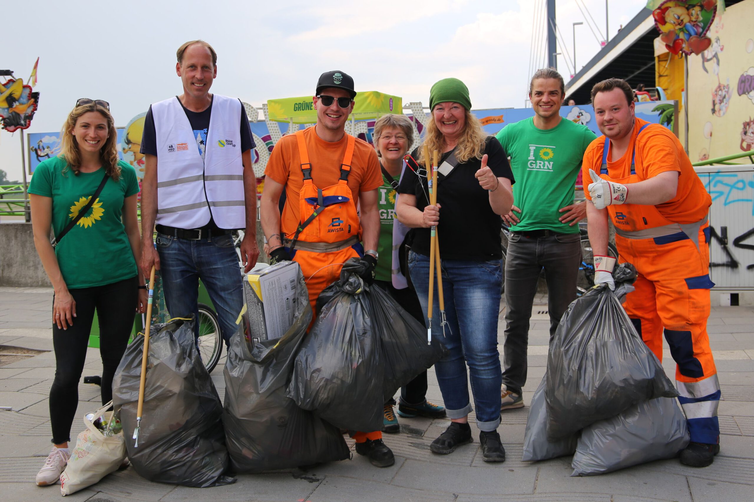 Bilanz Dreck-weg-Tag 2022 in Düsseldorf: 9000 Helfer sammelten 25 Tonnen Müll