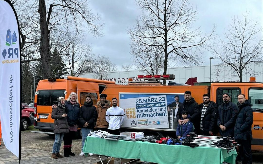 Dreck-weg-Tag am Staufenplatz „Sauberkeit ist ein Teil des Glauben“