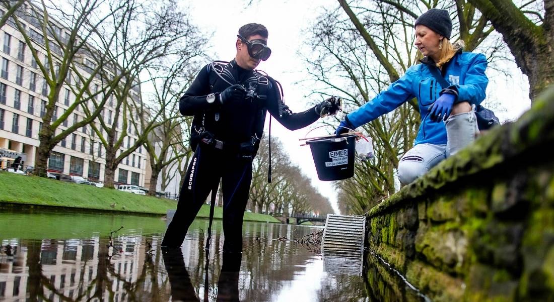 12.500 Helfer räumen in Düsseldorf auf –                   Ecstasy-Pillen beim Dreck-weg-Tag gefunden